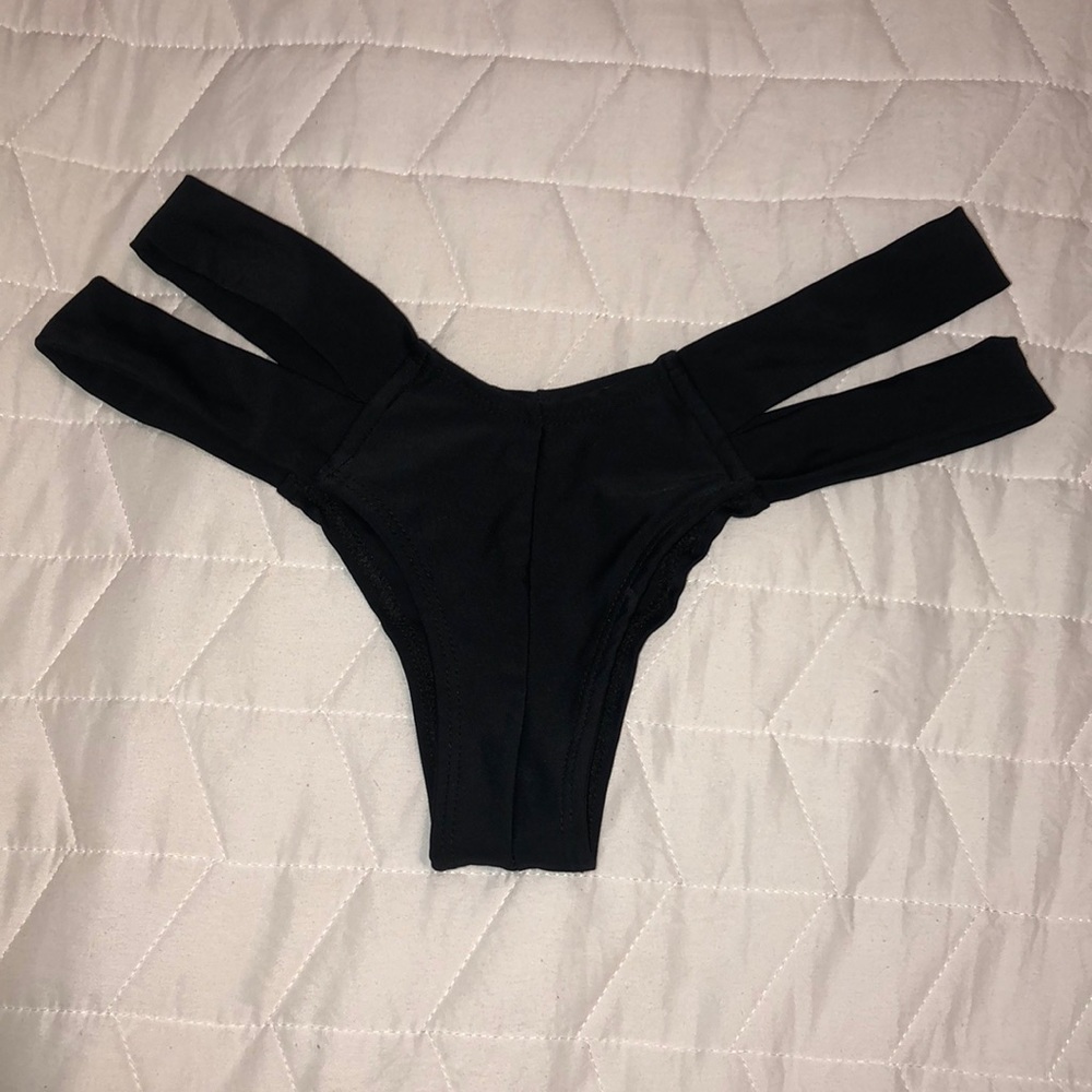 Montce swim bottoms